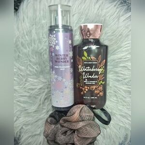 Bath And Body Works Winterberry Wonder Pair! NWT! ❄️🫐